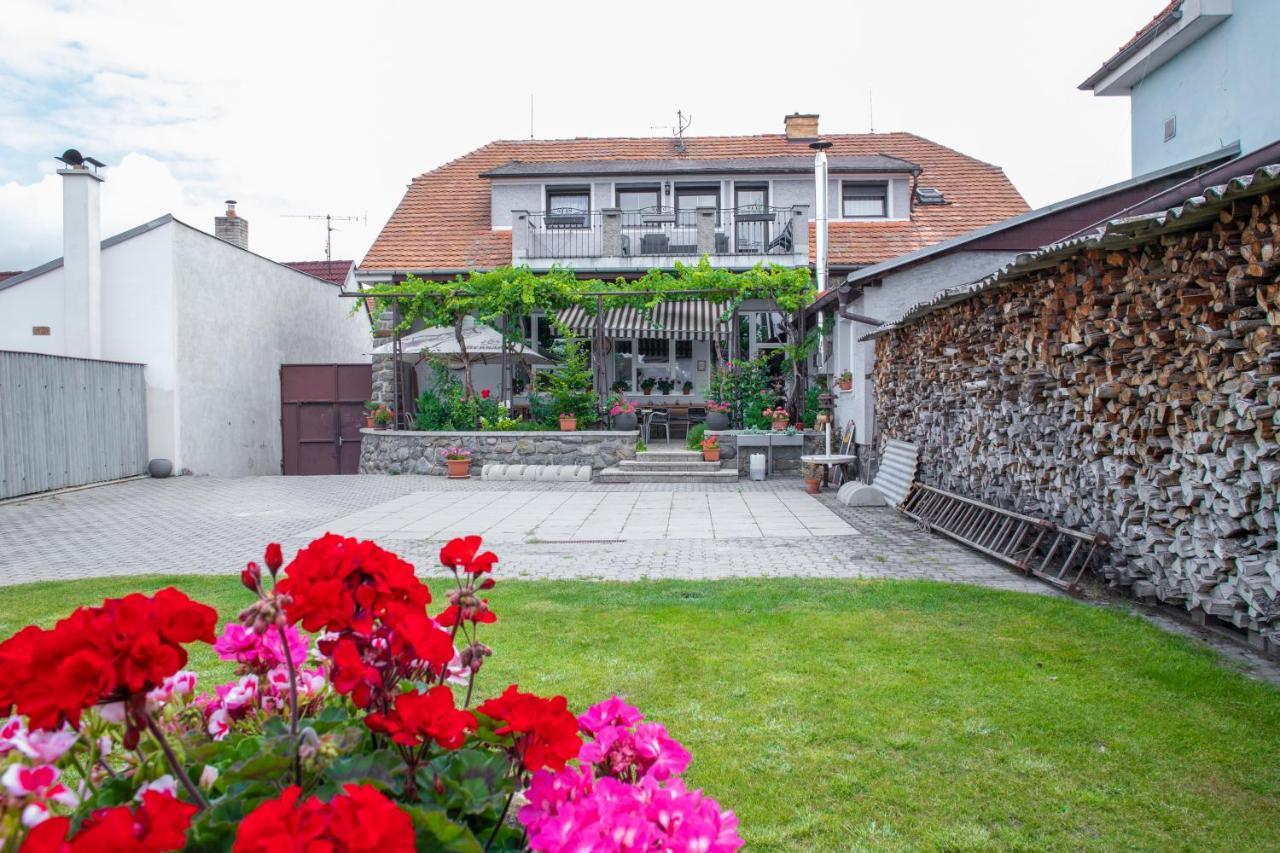 Penzion Janota Perná Esterno foto