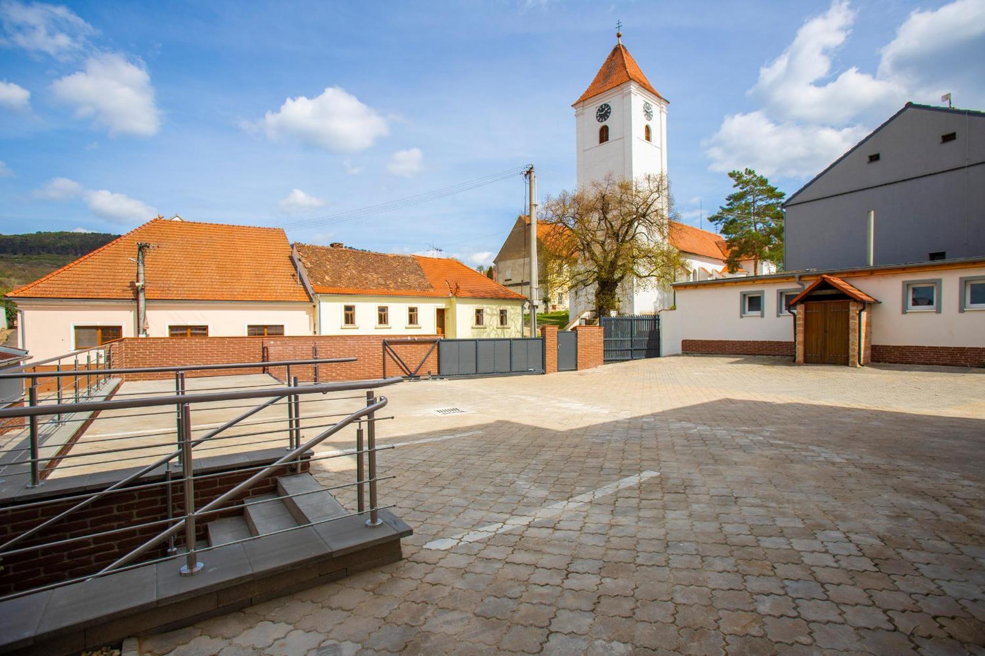 Penzion Janota Perná Esterno foto